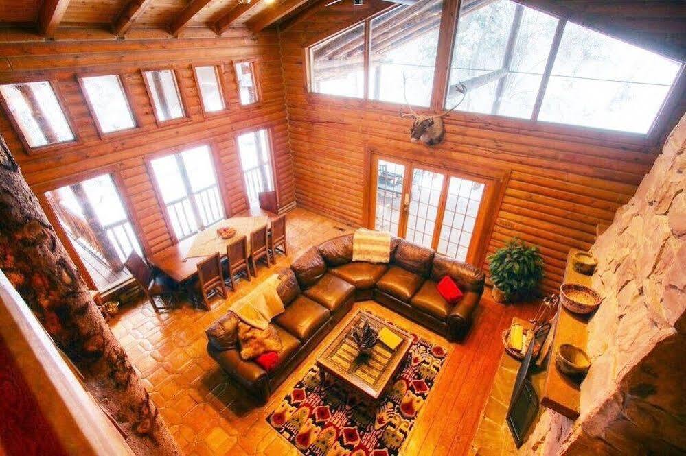 Sundance Log Cabin On The Stream מראה חיצוני תמונה