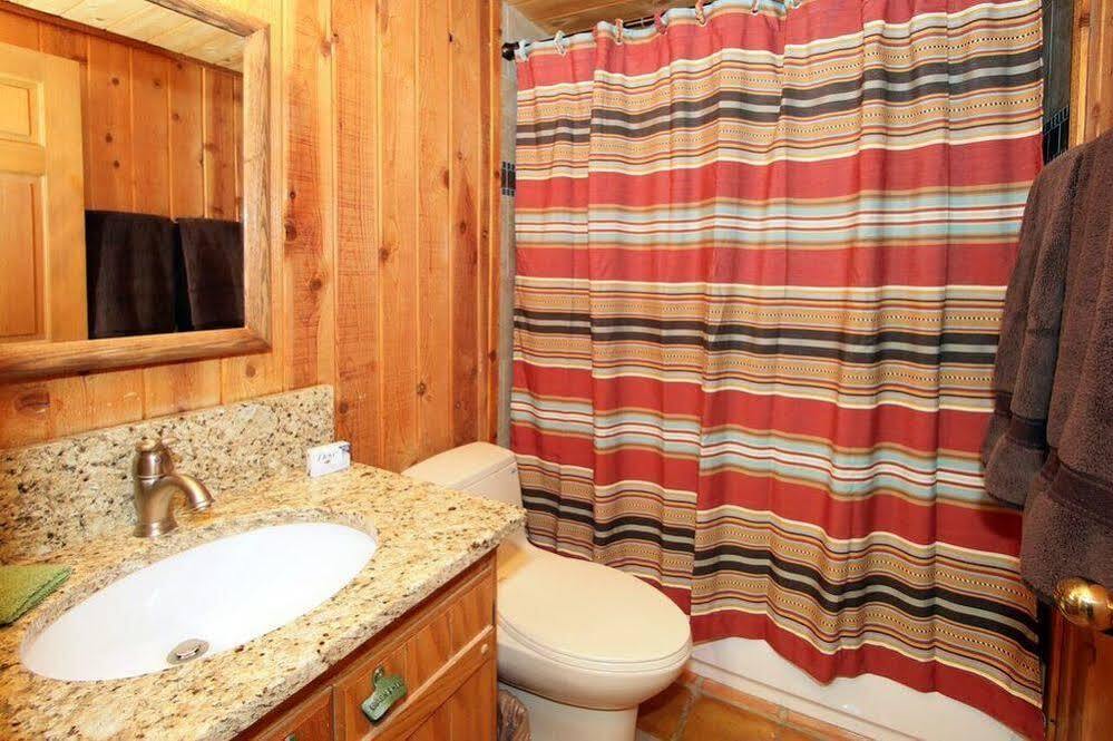 Sundance Log Cabin On The Stream מראה חיצוני תמונה
